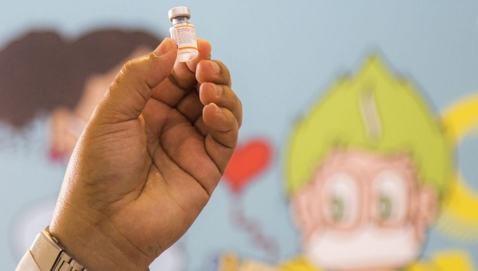 Covid-19: vacinação das crianças é retomada em Curitiba