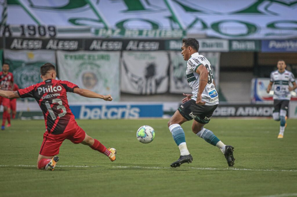 FPF muda horário do clássico entre Coritiba e Athletico pela segunda vez