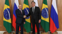 Em meio a tensão, Bolsonaro embarca hoje para a Rússia
