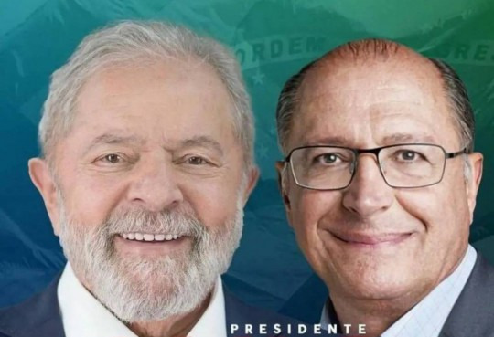 Santinho da chapa Lula-Alckmin já circula nas redes do PT