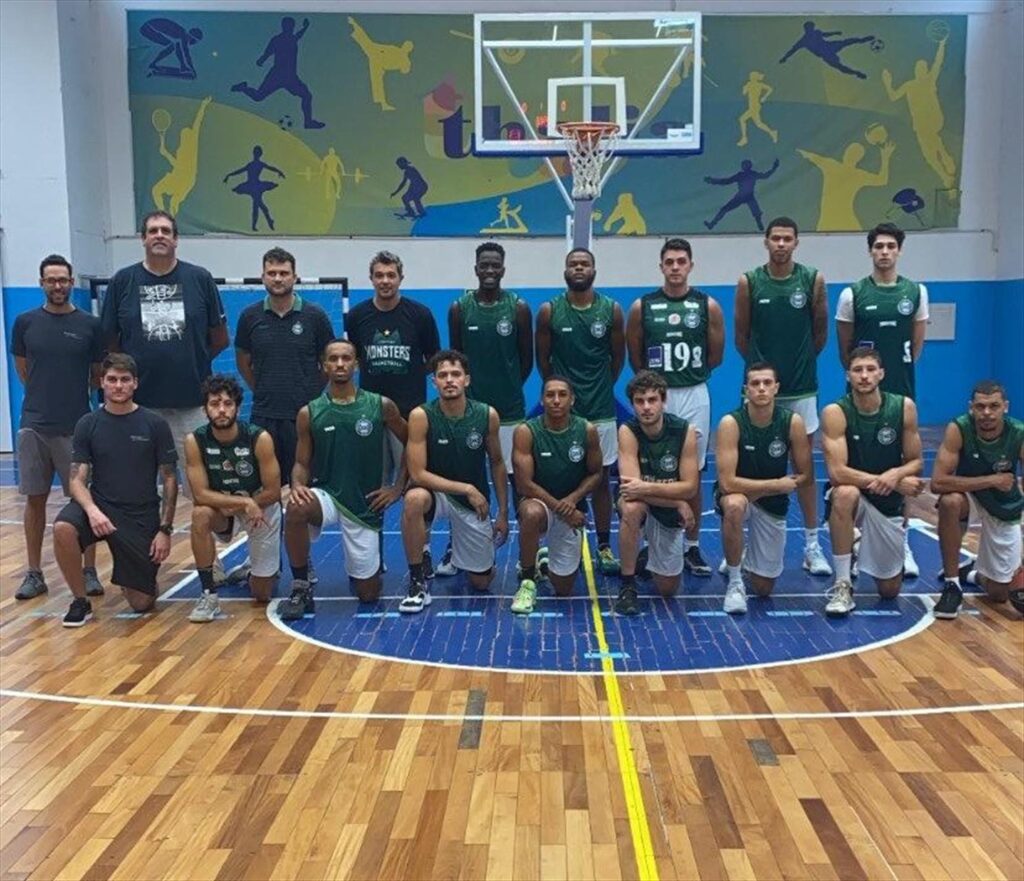 Time de basquete do Coritiba disputa o Campeonato Brasileiro pela primeira vez