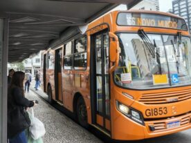 Veja quais linhas de ônibus de Curitiba operam com tarifa reduzida fora do horário de pico