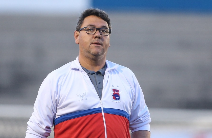 Jorge Ferreira retorna, mas não deve seguir como técnico do Paraná Clube