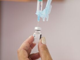 Curitiba convoca imunossuprimidos para vacinação na próxima semana