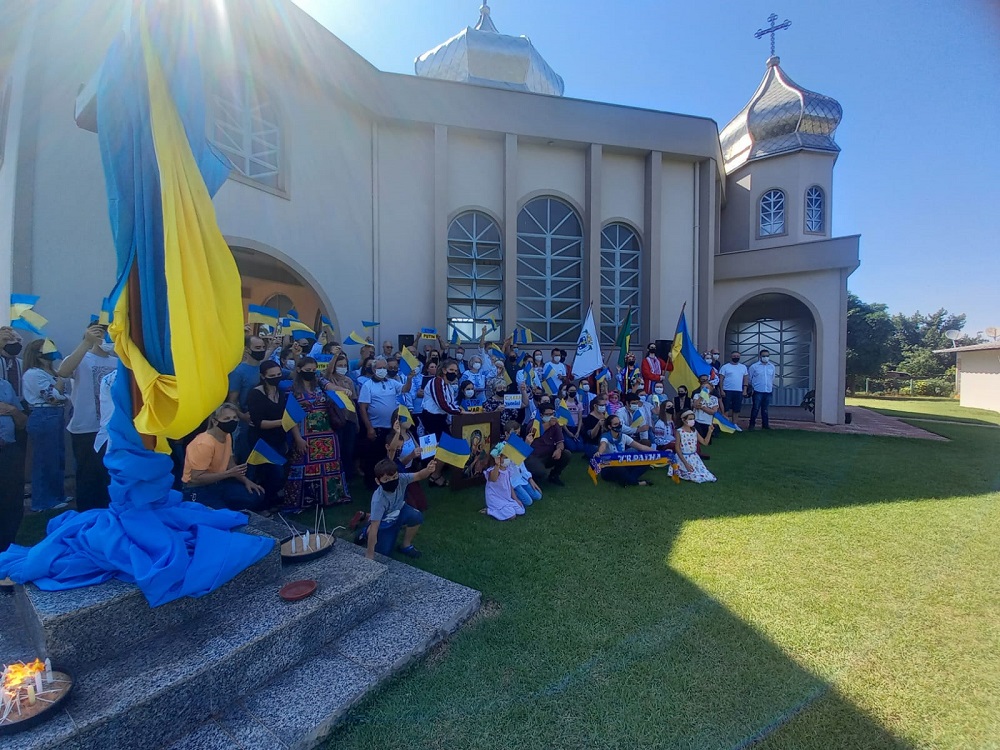 Ato pela paz é organizado pela comunidade ucraniana de Cascavel