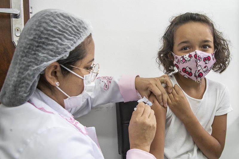 Curitiba amplia vacinação contra Covid-19 para crianças