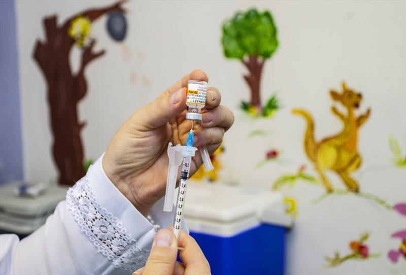 Curitiba terá repescagem na vacinação para crianças até quarta