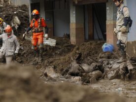 Bombeiros atualizam número de mortos em Petrópolis para 176