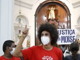 Renato Freitas pede arquivamento de processo e nega ter invadido igreja de Curitiba