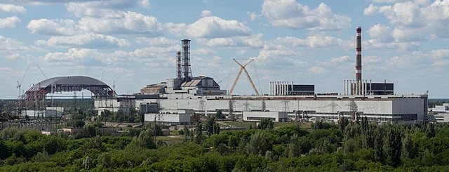 Usina de Chernobyl está sem energia e pode emitir radiação para Europa, diz Ucrânia