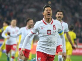 Polônia vence Suécia e garante vaga na Copa do Mundo