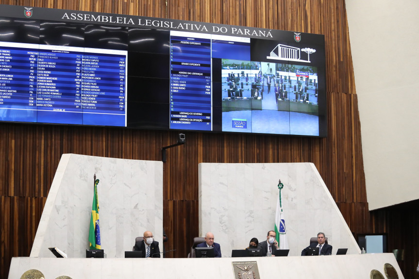 Reajuste salarial para policiais segue para sanção do Governo do Paraná