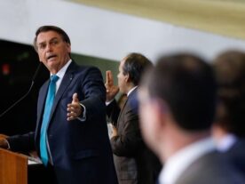 Bolsonaro diz que decisão de Moraes de bloquear Telegram é ‘inadmissível’