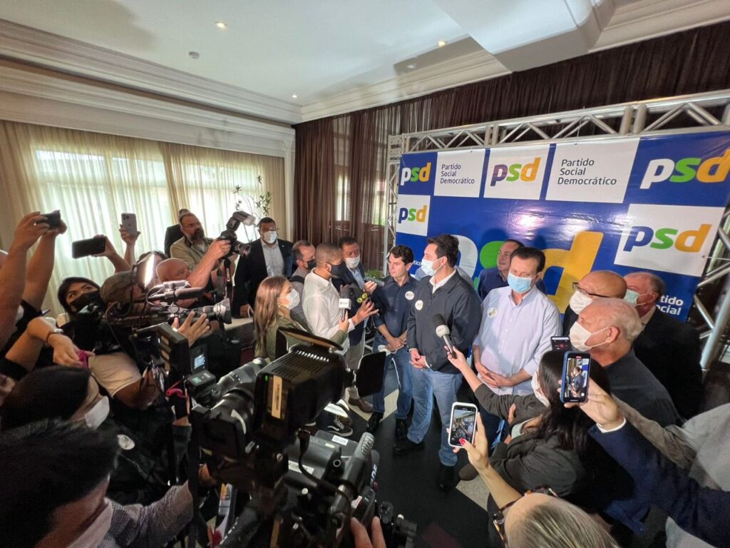 Ratinho e Kassab destacam fortalecimento do PSD com novos filiados