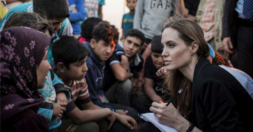 ‘Não podemos ser seletivos’, afirma Angelina Jolie sobre guerra no Iêmen
