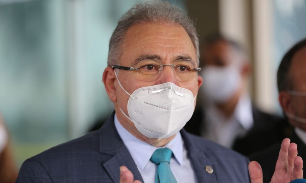 Queiroga anuncia o fim da emergência sanitária de Covid no Brasil