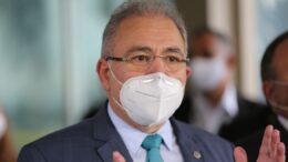 Queiroga anuncia o fim da emergência sanitária de Covid no Brasil