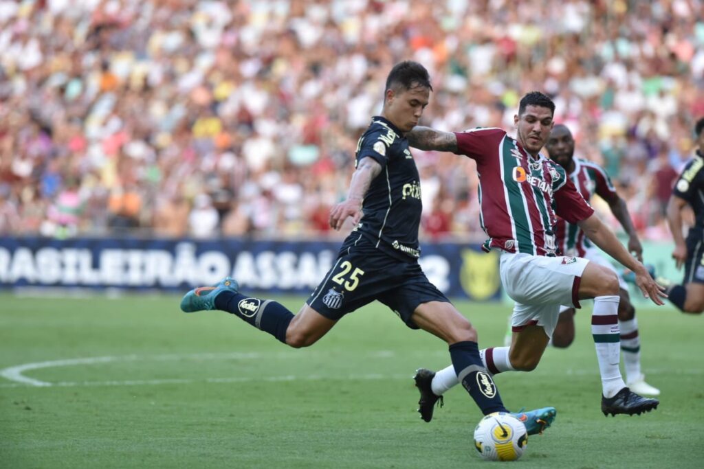 Fluminense e Santos não saem do zero na abertura do Brasileirão