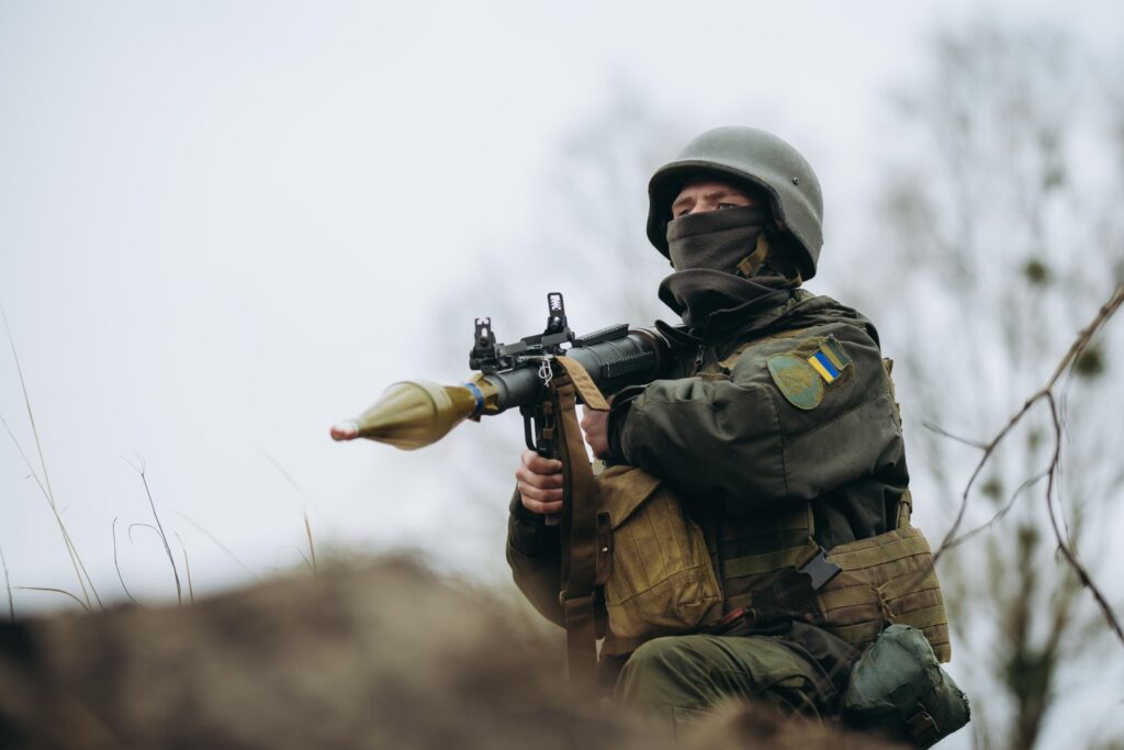 Otan começa a doar armas pesadas para Ucrânia enfrentar os russos