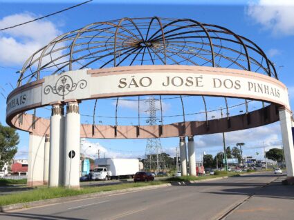 Electrolux investe R$ 700 mi em nova fábrica e movimenta geração de empregos no Paraná