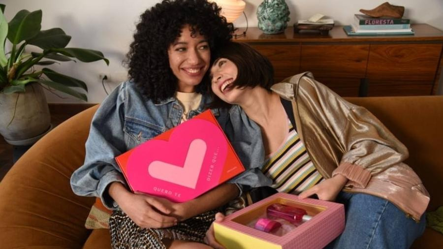 O Boticário lança campanha de Dia dos Namorados que inclui trisal e ficantes