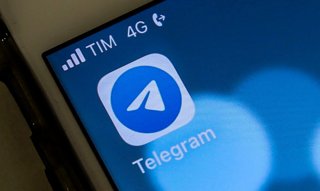 Grupo de Telegram do TSE ultrapassa os de Flávio e Carlos Bolsonaro