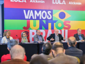 Lula cancela atividades da pré-campanha após contrair Covid