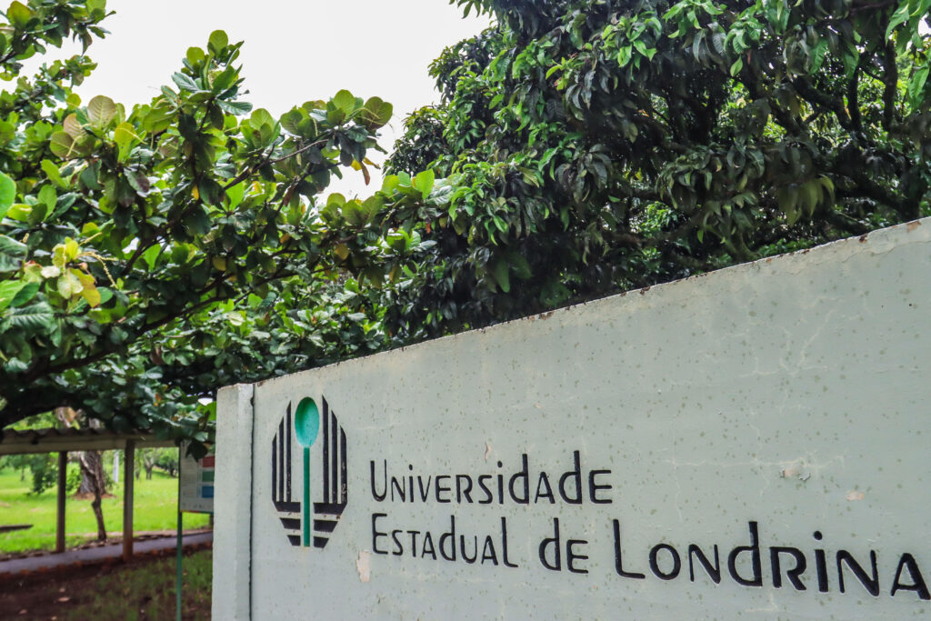 UEL oferece vagas para graduação; inscrições se encerram hoje