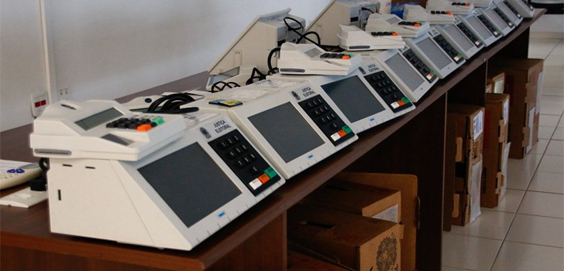 Eleições 2022: urnas eletrônicas são testadas em Curitiba