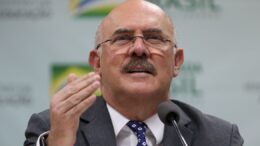 Juiz federal do TRF manda soltar ex-ministro Milton Ribeiro