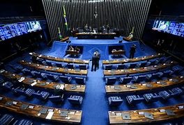 Senado aprova “pacote do desespero” e blinda Bolsonaro