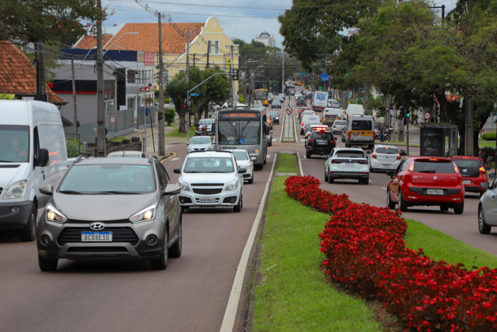 Mais de 20% dos veículos estão com o IPVA atrasado no Paraná