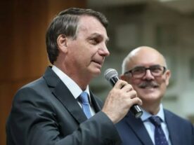 ‘Se a PF prendeu, tem um motivo’, diz Bolsonaro sobre Milton Ribeiro