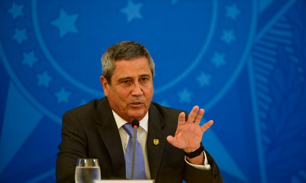 Braga Netto é exonerado do governo para se dedicar à campanha de Bolsonaro
