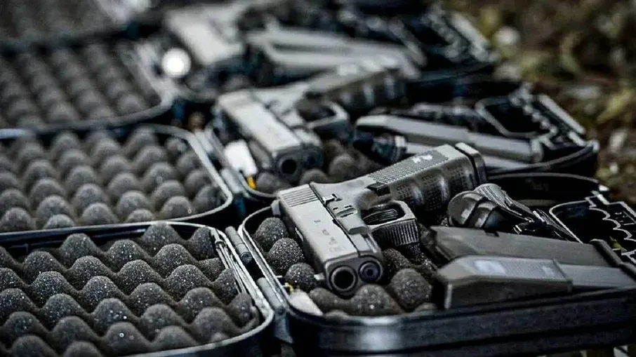 Brasil chega a 46 milhões de permissões para compra de armas