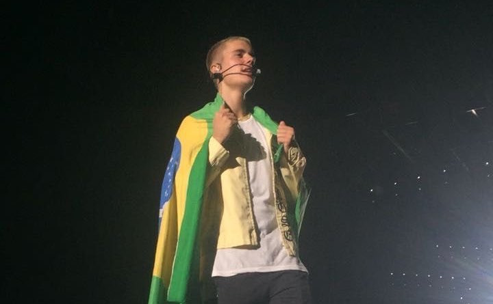 Justin Bieber confirma shows no Brasil após tratar paralisia no rosto