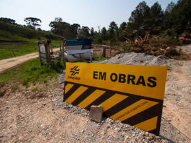 Obra da Sanepar deixa bairros de Curitiba e cidades da RMC sem água