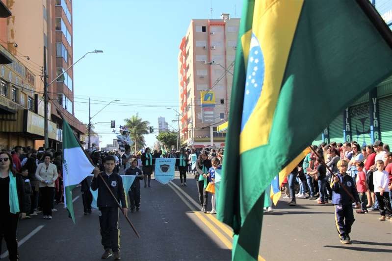 Desfiles de 7 de setembro acontecem neste domingo (11) na região de Londrina