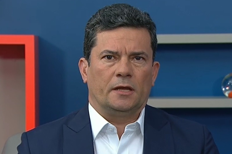 Sergio Moro tenta associar Alvaro Dias ao PT em sabatina