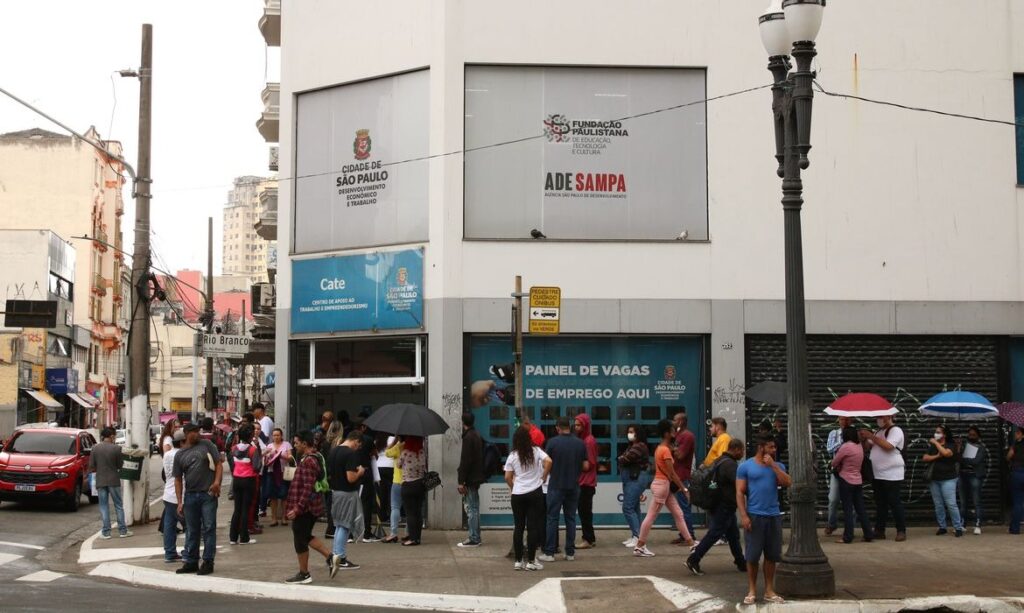 Desemprego atinge 9,5 milhões de brasileiros, aponta IBGE