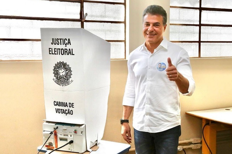 Beto Richa é eleito deputado federal após candidatura indeferida de Jocelito Canto