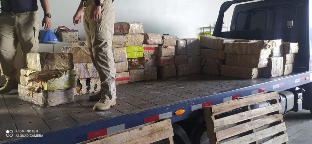 PRF apreende mais de 1,5 tonelada de maconha em Maringá