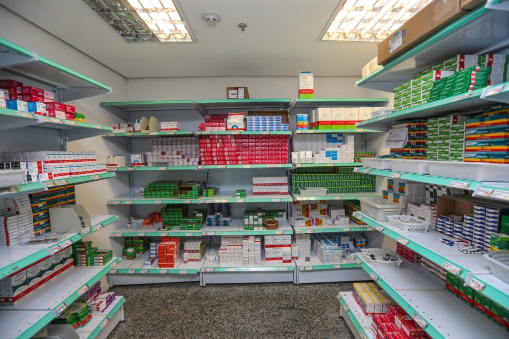 ICMS: aumento na alíquota pode impactar preço de remédios no Paraná