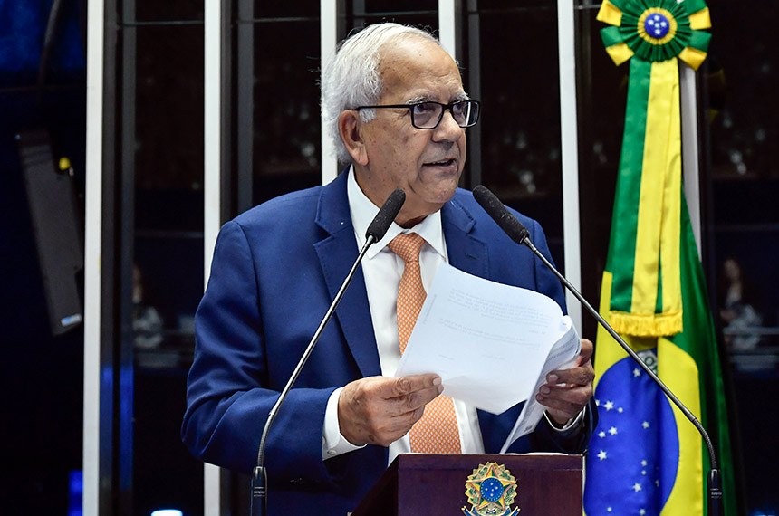 Oriovisto Guimarães apresenta PEC para alterar forma de escolha do PGR