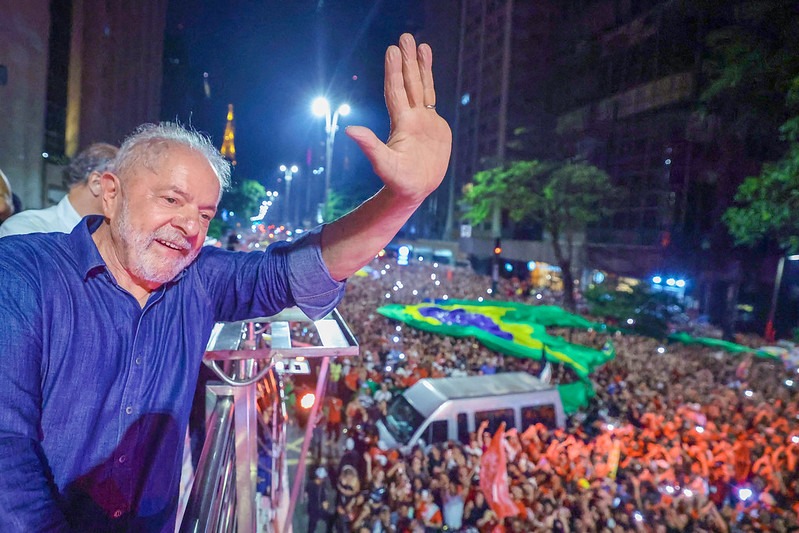 TSE aponta irregularidades de R$ 620 mil em contas de Lula