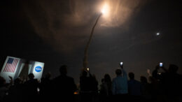 Nasa lança missão lunar Artemis 1 nesta quarta; vídeo