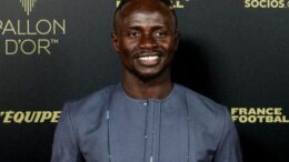 Sadio Mané, astro do Senegal, está fora da Copa após não se recuperar de lesão