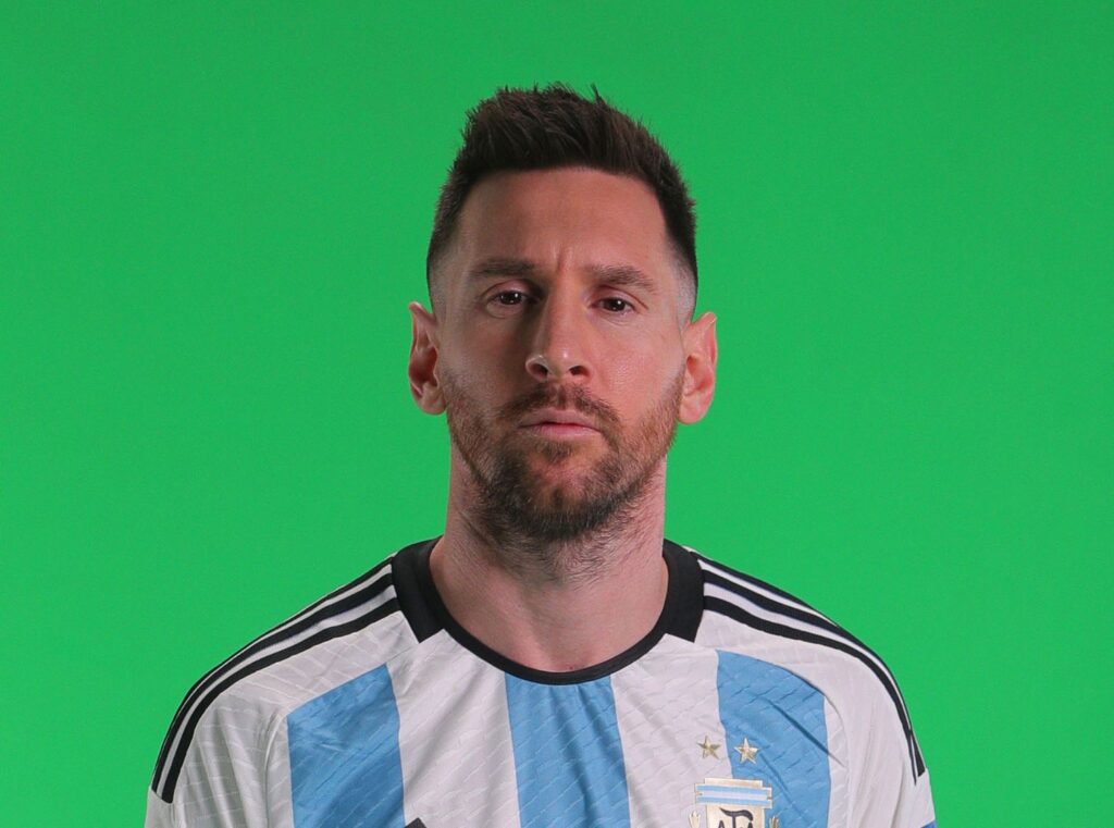 ‘Graças a Deus, Messi está bem’: o alívio dos argentinos em Doha ao ver o camisa 10