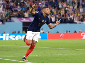 Mbappé decide contra Dinamarca e classifica França às oitavas da Copa