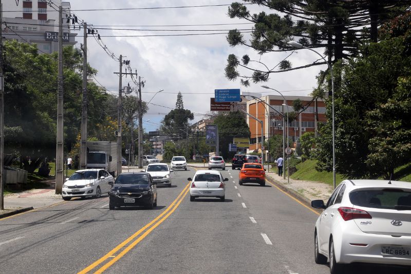 Paraná tem alta na venda de carros seminovos e usados